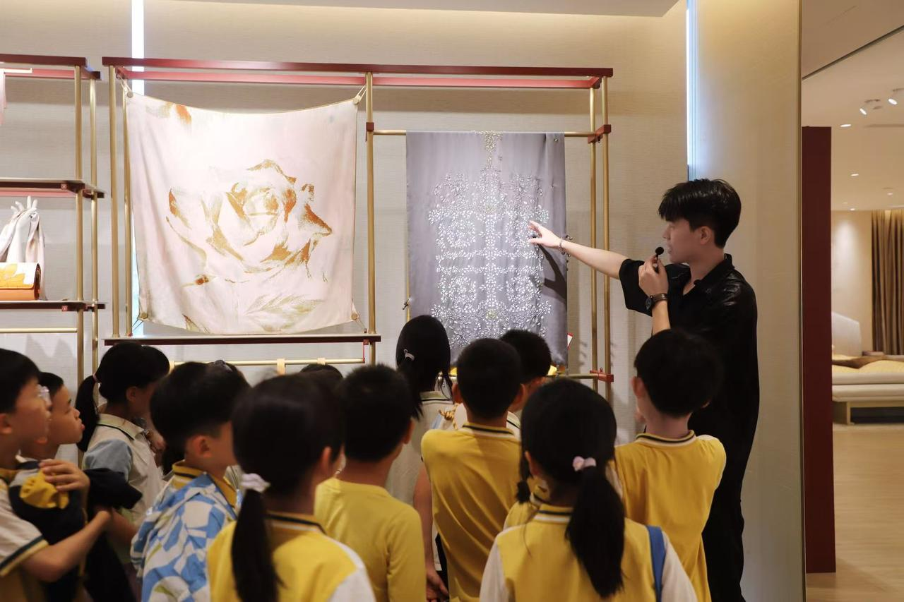 图片 4.png 图片 4.png