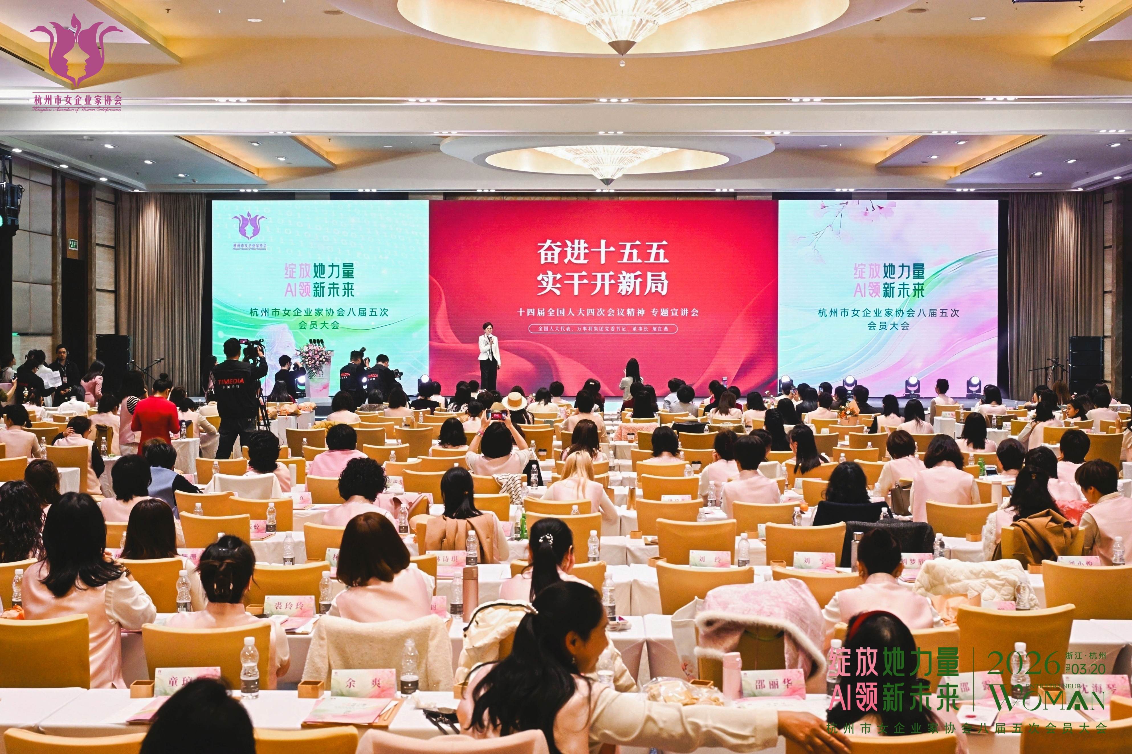 e3e4c82f41f1ac0942f79912a21dac3a.jpg e3e4c82f41f1ac0942f79912a21dac3a.jpg